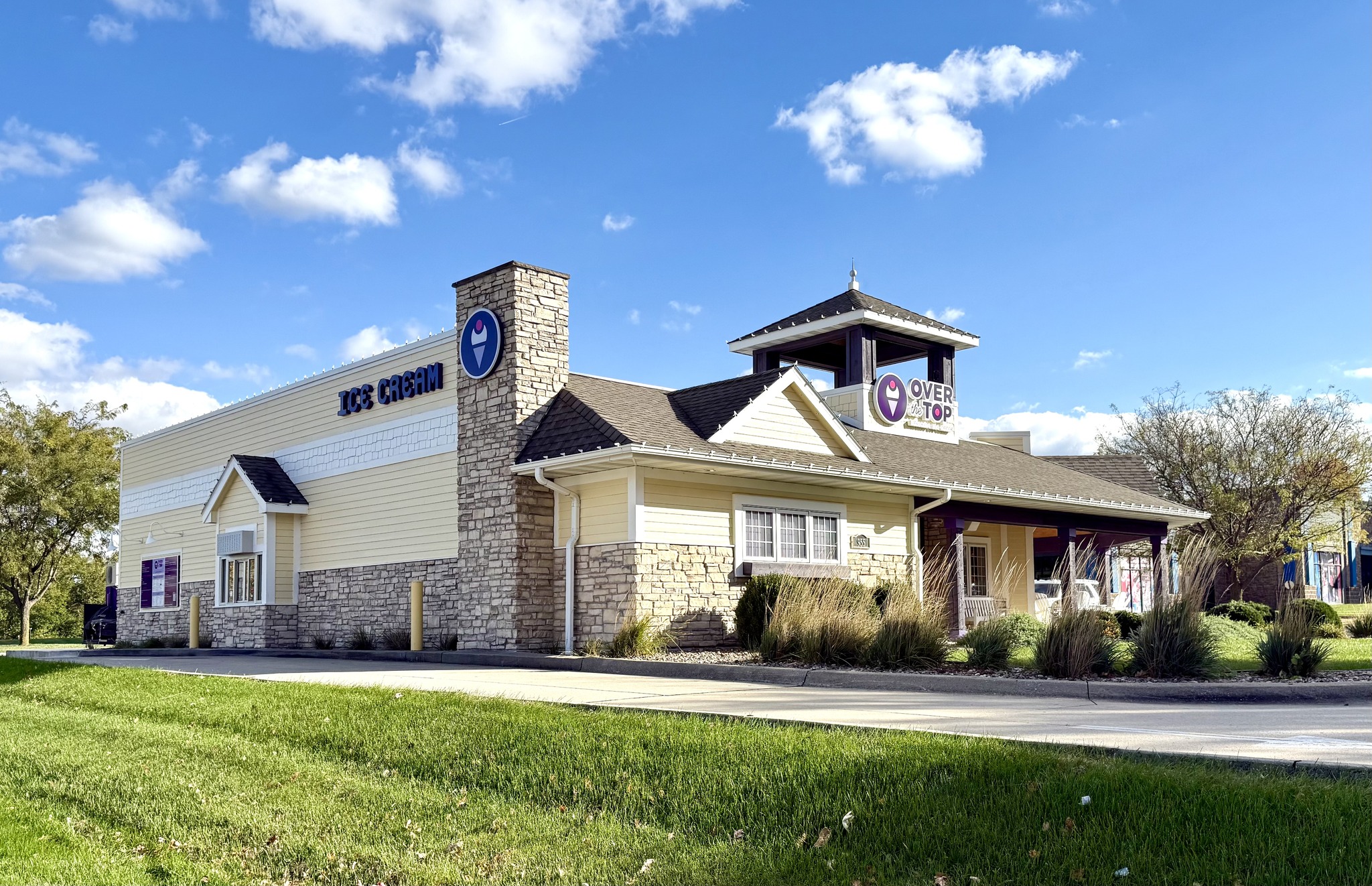 OTT exterior DT